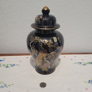 Vintage Omc Japan Black & Gold Glass Ginger Jar W/Peacocks And Flowers 10” Tall